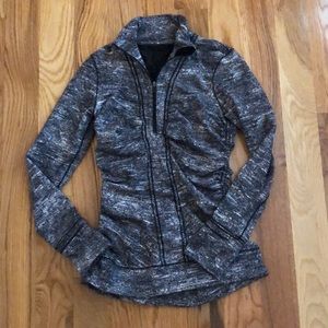 Lululemon halfzip.
